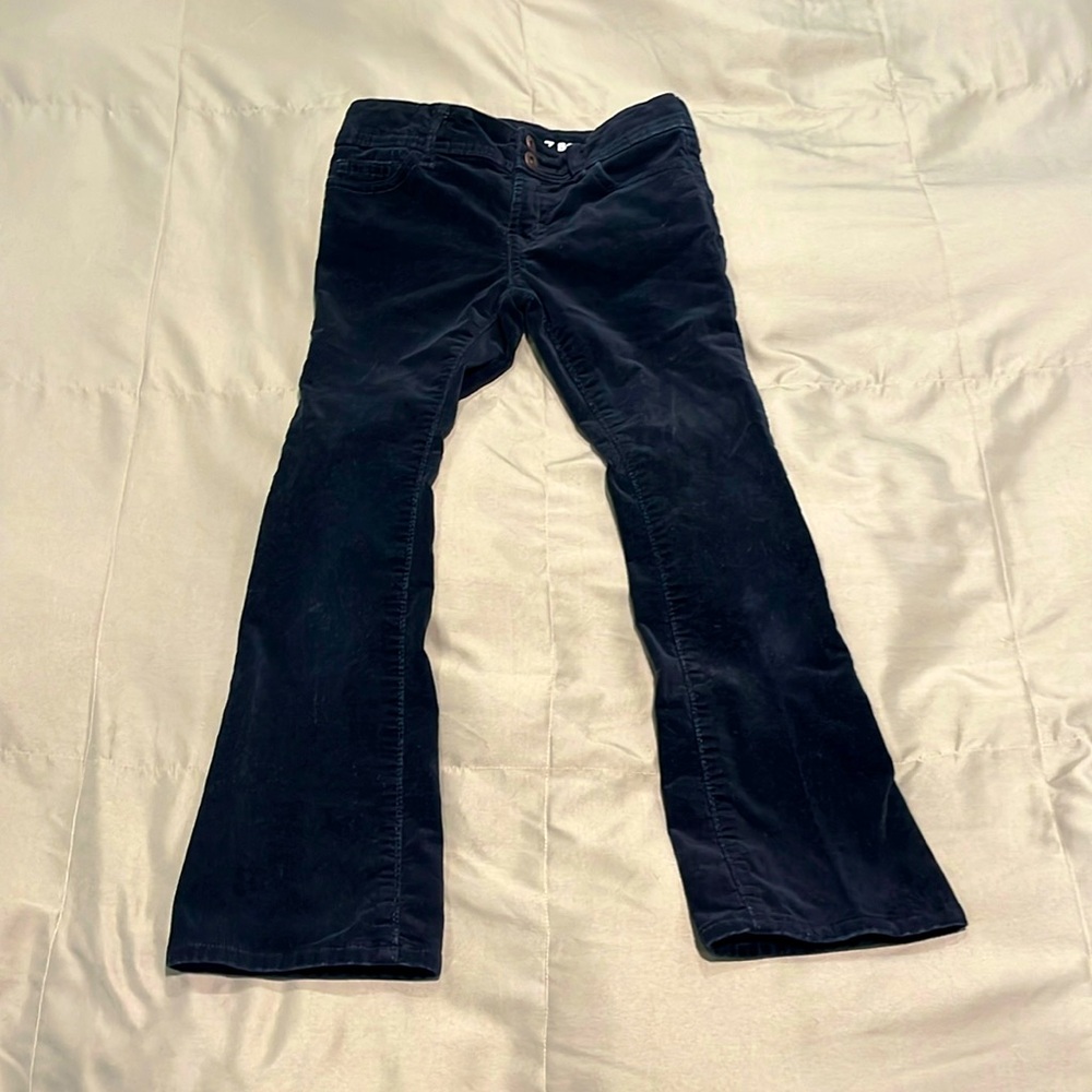 Gap Kids Mid Rise Velvet Boot Jean with Washwell, Size 7